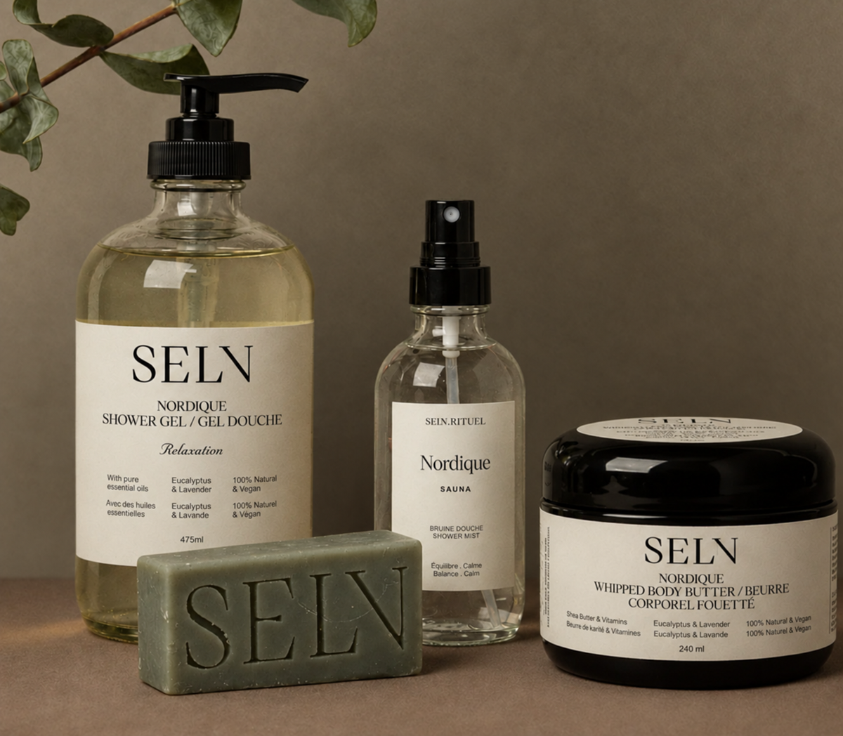 Rituel douche Le Quatuor Douche Nordique de la marque Selv Rituel, produits de soins pour la peau en format quatuor.